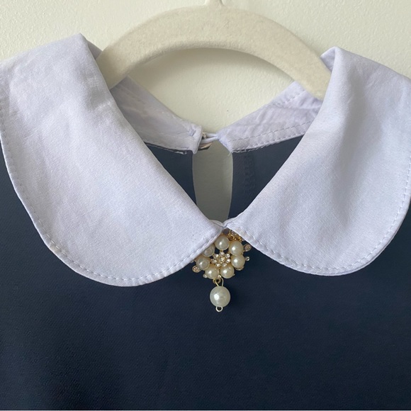 Navy stretch dress with peter pan white collar and pearl details - Picture 4 of 7